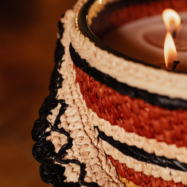 Fety Velona Candle <br>
Orchid, Salt Flower, Ylang-Ylang <br>
Limited Edition <br>
(H 24) cm