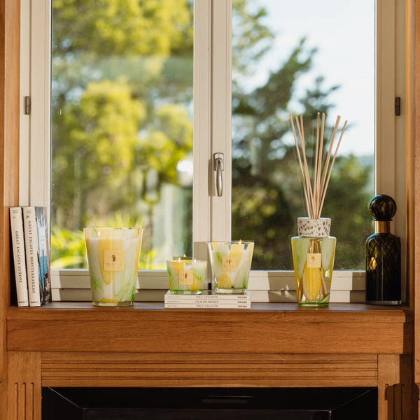 Riviera Santo Sospir Candle <br>
Bergamot, Green Apple, Cedar <br>
Limited Edition <br>
(H 10) cm