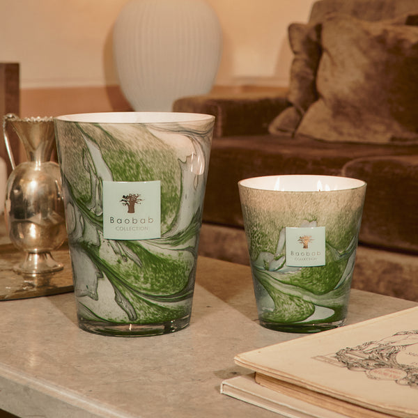 Leaves Marius Candle <br> 
Petitgrain, Olive Tree, Cypress
<br> Limited Edition
<br> (H 16) cm