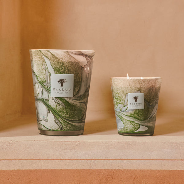 Leaves Marius Candle <br> 
Petitgrain, Olive Tree, Cypress
<br> Limited Edition
<br> (H 10) cm