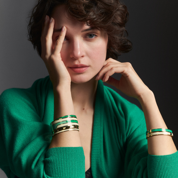 Bangle Bracelet<br>
Simply Green<br>
(14-16) cm