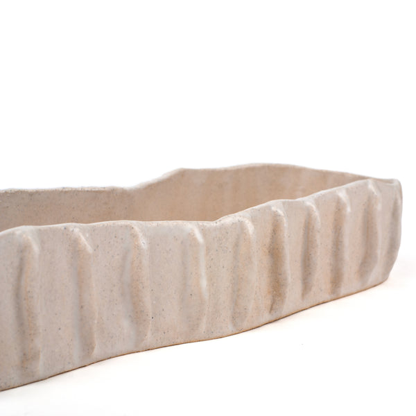 Pleated Long Oval Bowl <br> White <br> (L 42 x H 7) cm