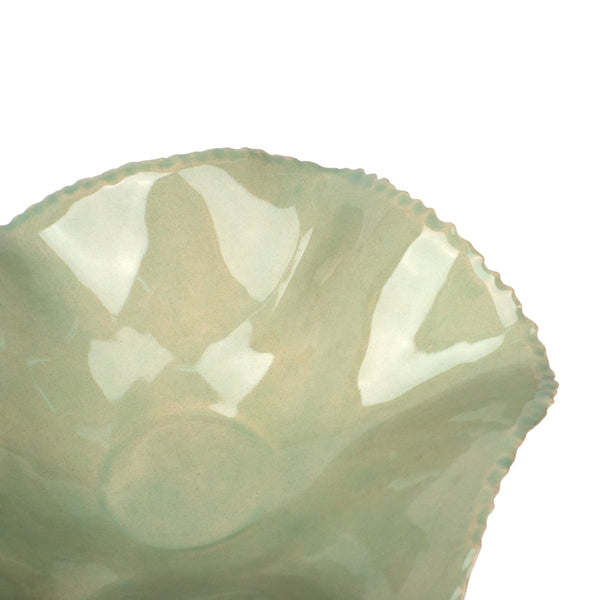 Ruffle Bowl with Legs <br> Light Green <br> (Ø 20 x H 10) cm