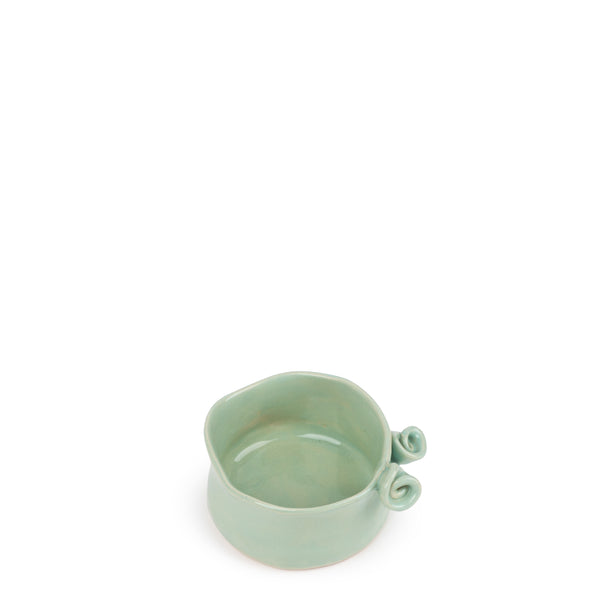Roses Crafted Round Bowl <br>
Tea Green
<br> (Ø 11 x H 6.5) cm
