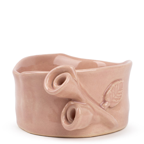 Roses Crafted Round Bowl <br>
Pastel Pink
<br> (Ø 11 x H 6.5) cm