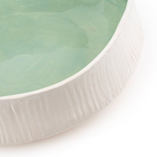 Bicolore Round Dish <br>
White / Light Green <br>
(Ø 35 x H 14) cm