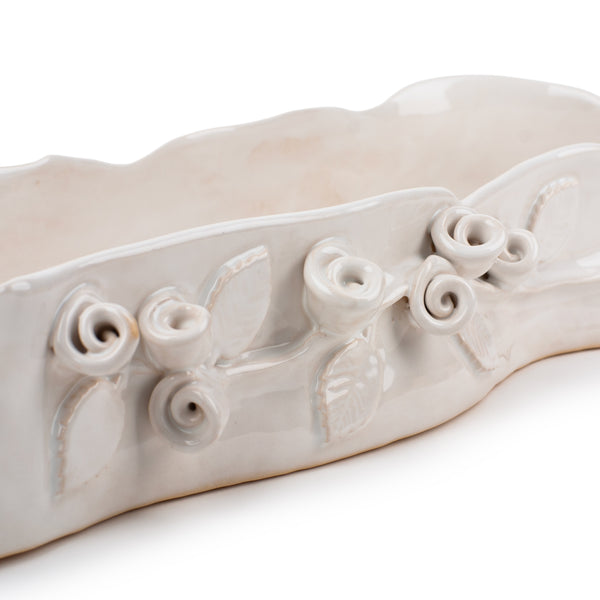 Roses Crafted Long Dish <br>
White <br>
(L 60 x H 9) cm
