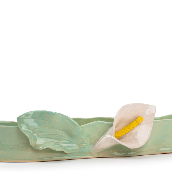 Lilies Oval Bowl <br>
Light Green <br>
(L 42 x H 10) cm