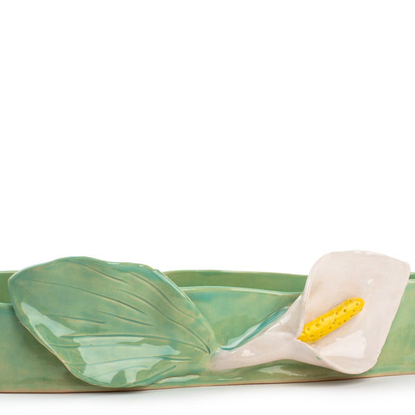 Lilies Oval Bowl <br>
Tea Green <br>
(L 42 x H 10) cm