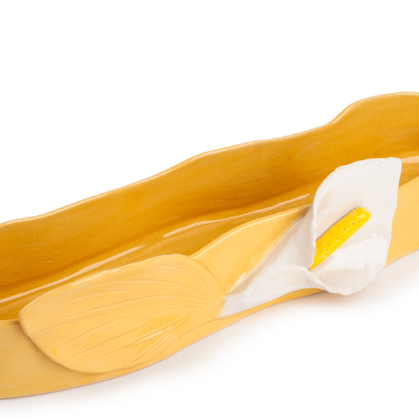Lilies Oval Bowl <br>
Yellow <br>
(L 42 x H 10) cm