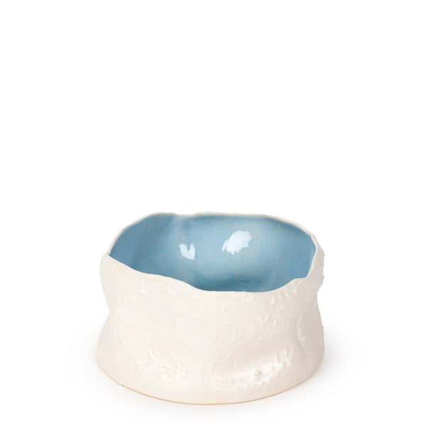 Rough Round Dish <br> White / Pastel Blue <br> (Ø 25 x H 13) cm