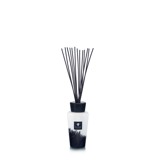 Feathers Diffuser <br> Black Rose, Oud Wood, Saffron <br> 500 ml