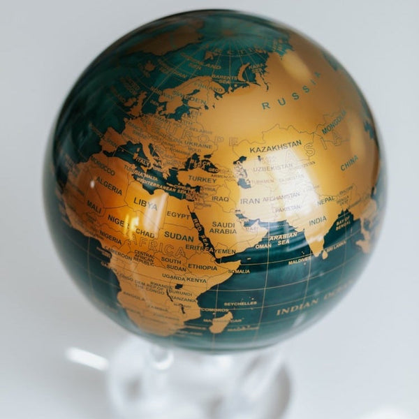 Globe <br> Green & Gold <br> (Ø 12 x H 18) cm