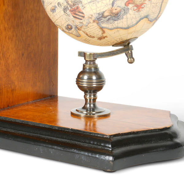 Globe Bookends <br> (Ø 12 x H 25) cm