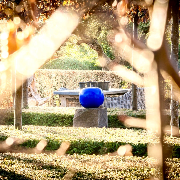 Apple Metallic Finish <br> Blue Metallic <br> (Ø 39 x H 32) cm