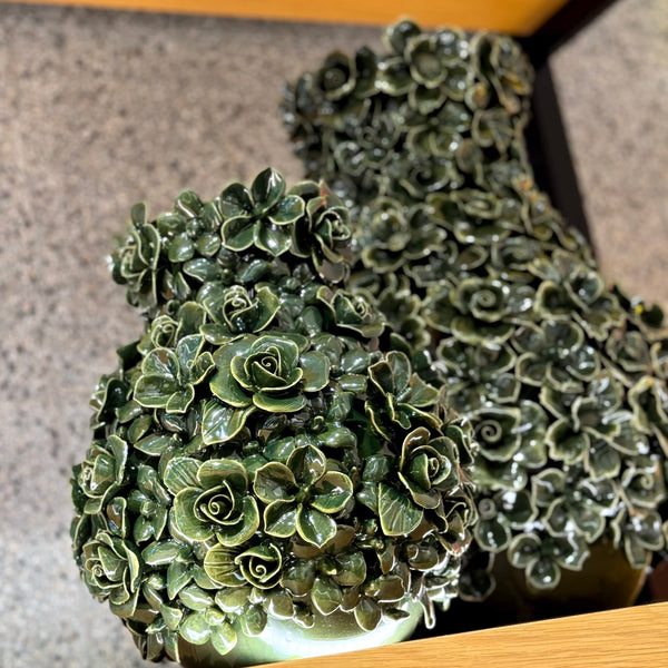 Roses Vase <br> Dark Green <br> (Ø 35 x H 52) cm