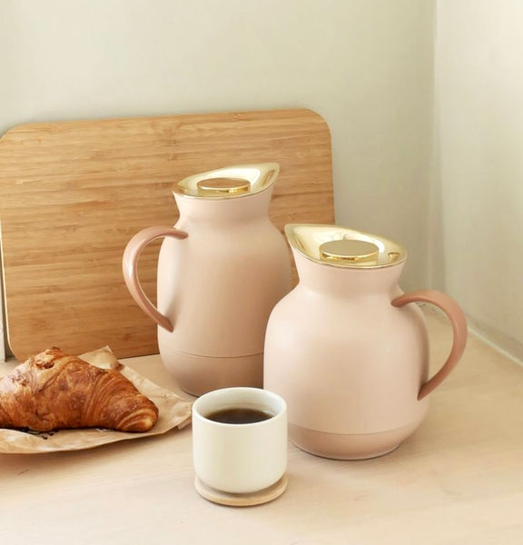 Amphora Vacuum Tea Jug <br> Soft Peach <br> 1 Liter