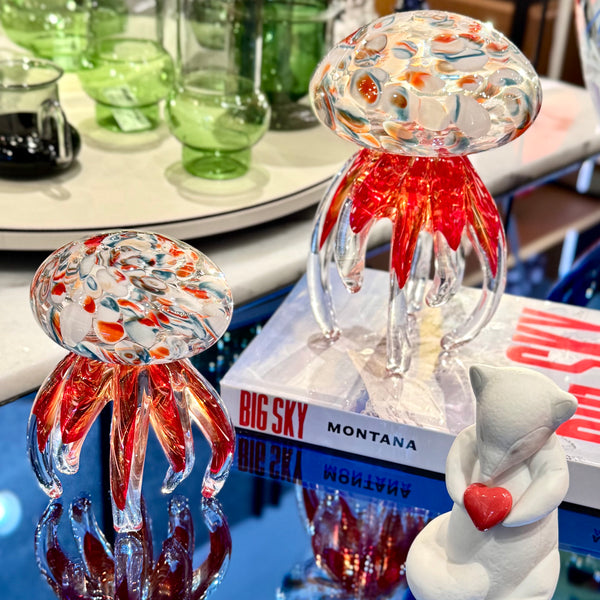 Jellyfish Decorative Ornament <br>
Blue / Red / White <br>
Set of 2