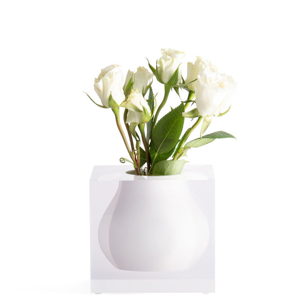 Mosco Vase <br> Hamptons White