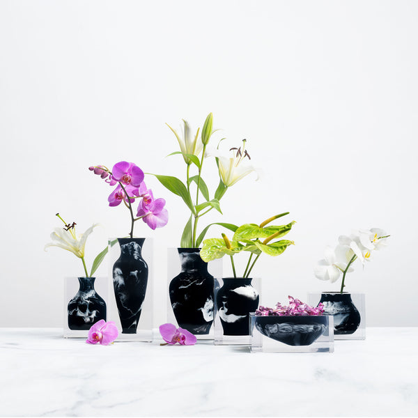 Mosco Vase <br> Black Marble