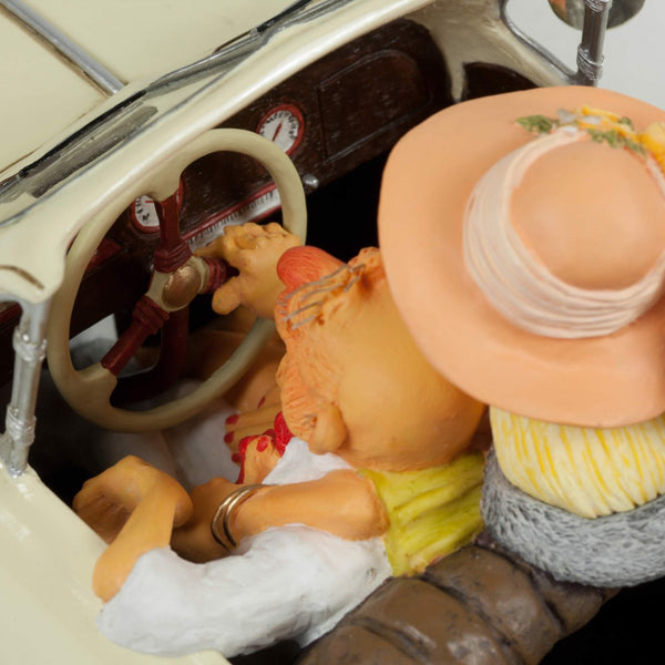 My New Fiancée <br> (L 35 x H 15) cm