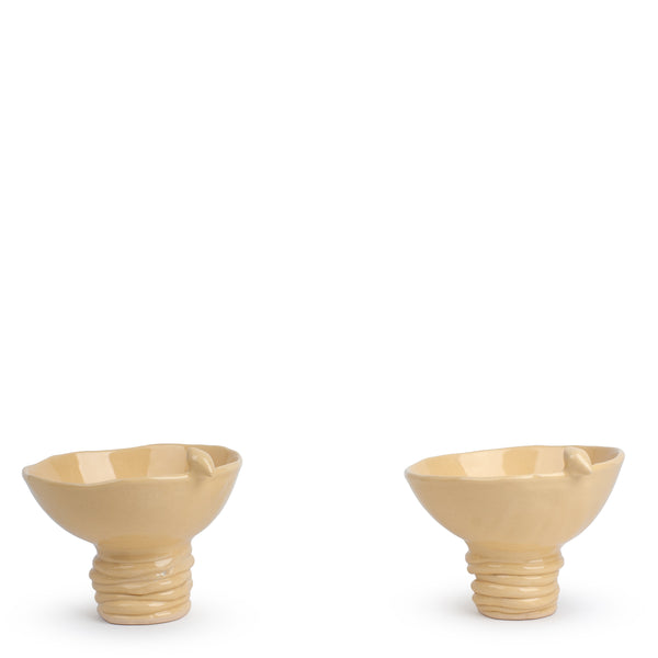 Bowl with Bird on Coil Stand <br>  
Yellow
<br> ( H 12.5) cm