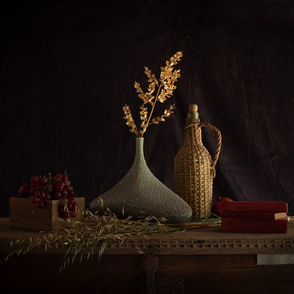 The Reverie Vase <br> 
Volcanic Grey
<br> (L 27 x W 44 x H 29.5) cm