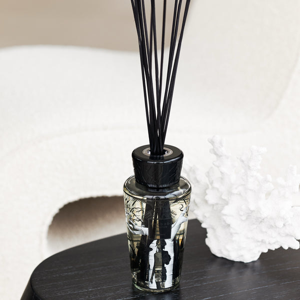 Feathers Diffuser <br> Black Rose, Oud Wood, Saffron <br> 500 ml