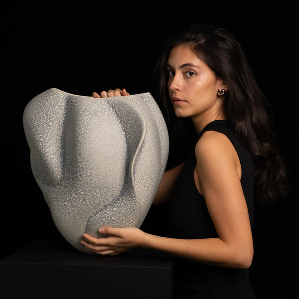 The Embrace Vase <br> 
Volcanic Grey
<br> (L 31 x W 38.5 x H 43) cm