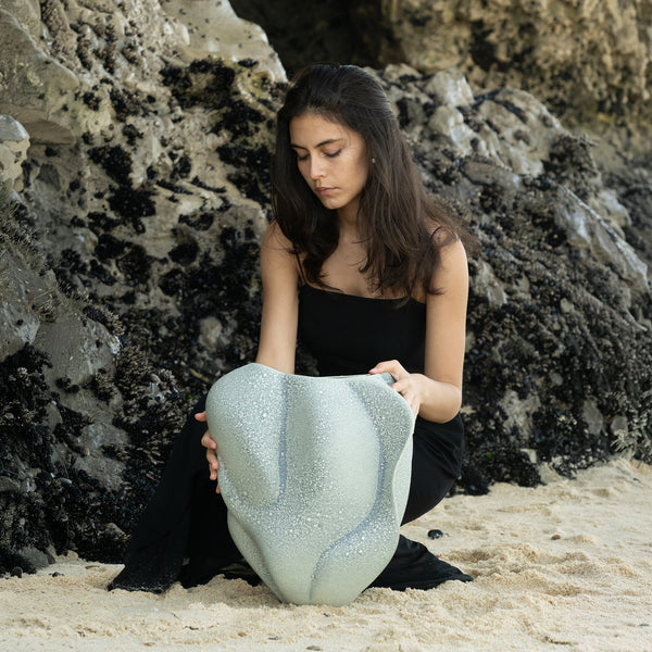 The Embrace Vase <br> 
Volcanic Grey
<br> (L 31 x W 38.5 x H 43) cm