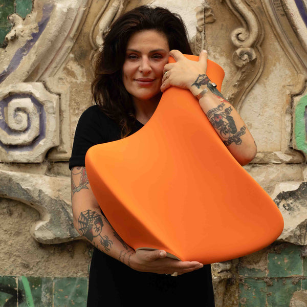 The Magnificat Vase <br> 
Flame Orange
<br> (L 31 x W 55.5 x H 58) cm