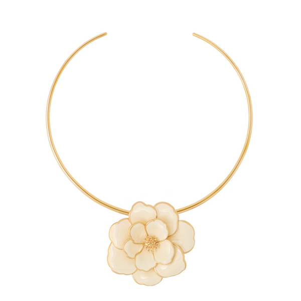 AN-O Torque Necklace with Peony Pendant <br>
Gold / White Sand