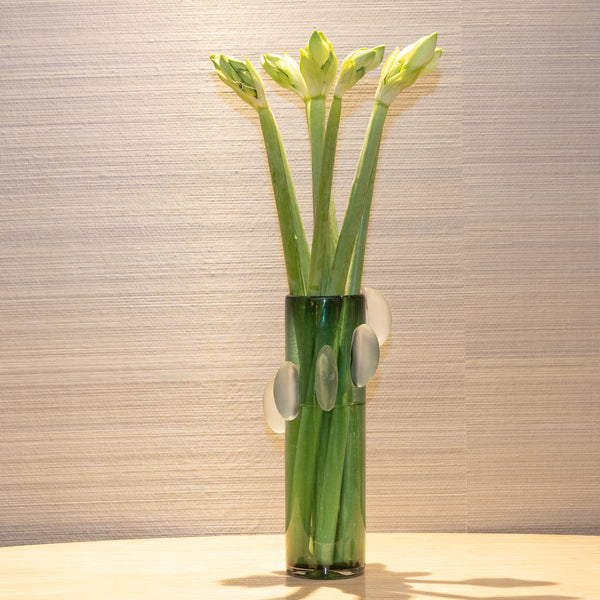 Frost Flower Vase <br> (L 20 x W 20 x H 46) cm