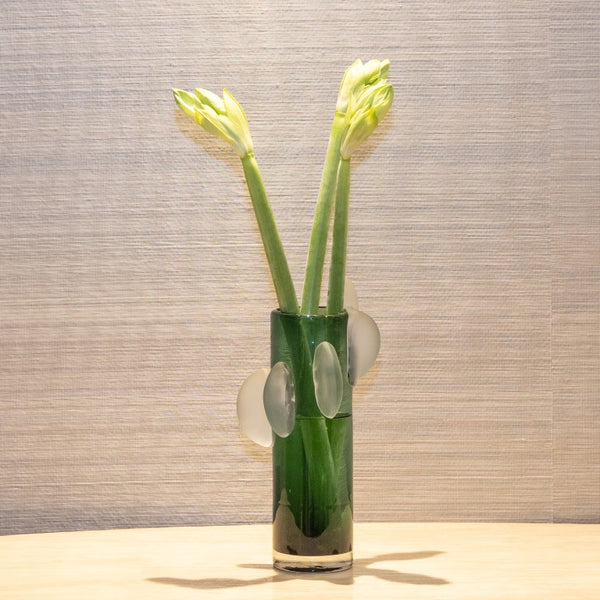 Frost Flower Vase <br> (L 16 x W 16 x H 37) cm