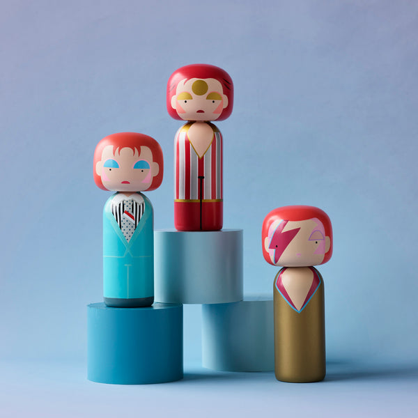 Ziggy Stardust Kokeshi Doll <br>
(H 21.5) cm