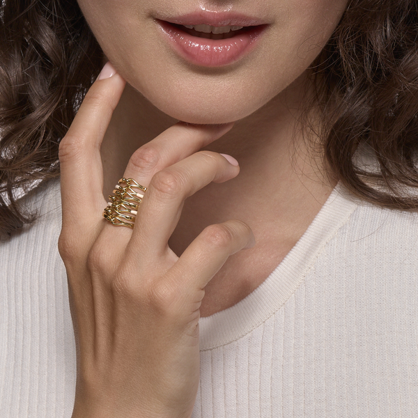 Lily Ring<br> Light Gold