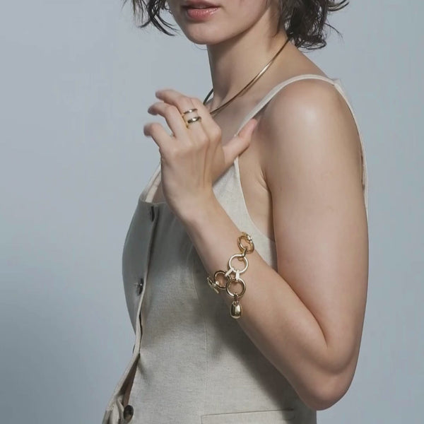 Eyelet Bracelet <br>
White Sand