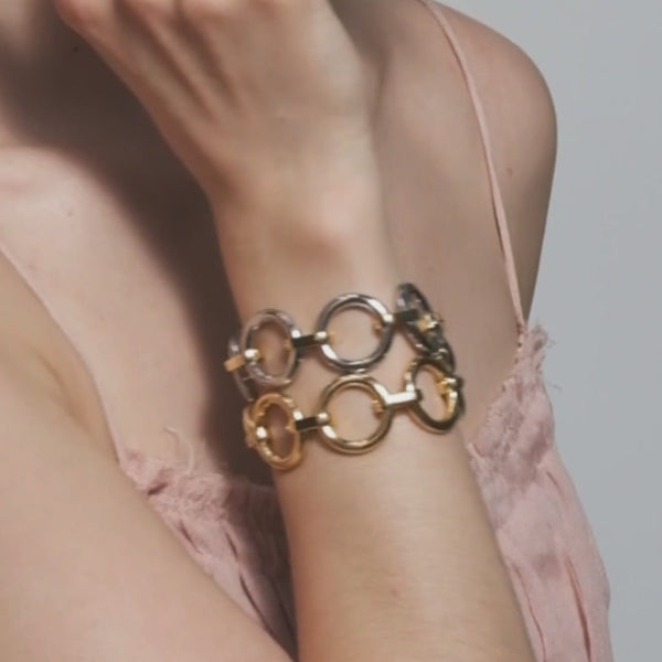 Eyelet Bracelet <br>
Light Gold / Silver