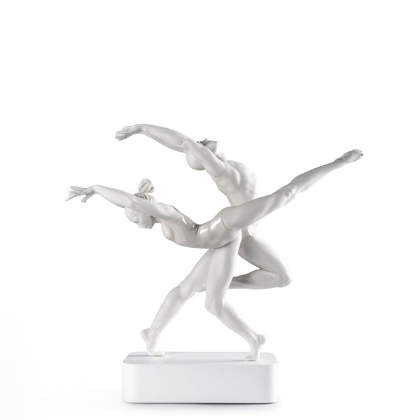 The Art of Movement Dancers Figurine <br> 
(L 21 x W 49 x H 45) cm