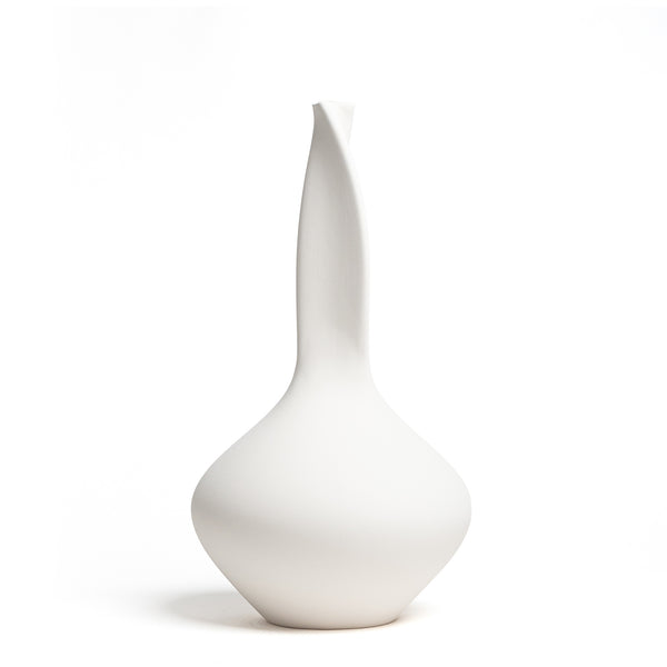 The Euphony Vase <br> 
Salt White
<br> (L 29 x W 27 x H 52) cm