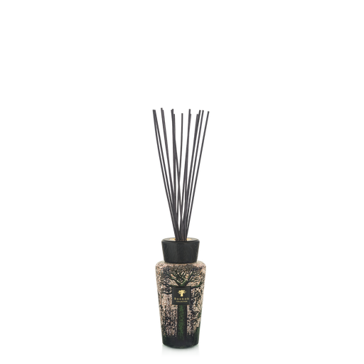 Sacred Trees Kani Diffuser  <br> 
Vetiver, Galbanum, Leather <br> 
500 ml