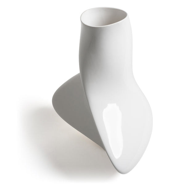 The Magnificat Vase <br> 
Glacier White
<br> (L 31 x W 55.5 x H 58) cm