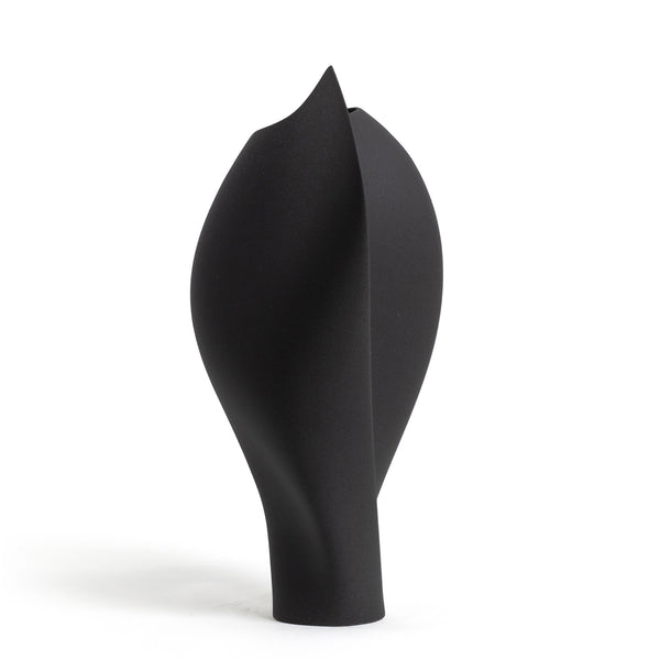 The Promise Vase <br> 
Cosmic Black
<br> (L 26.5 x W 33 x H 57) cm