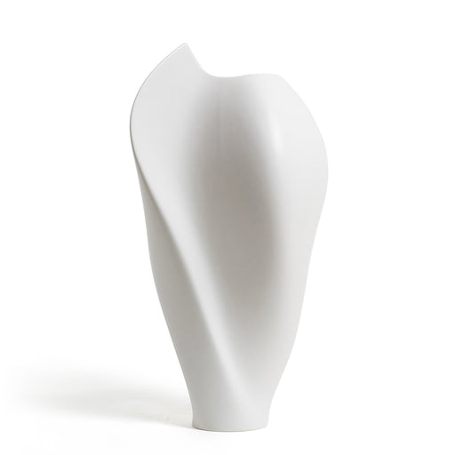 The Promise Vase <br> 
Pearl White
<br> (L 26.5 x W 33 x H 57) cm