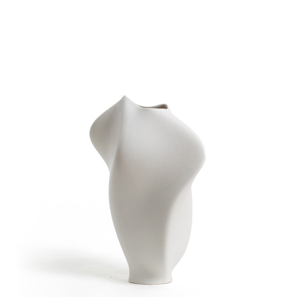 The Tear Vase <br> 
Pearl White
<br> (L 21 x W 30.5 x H 42) cm