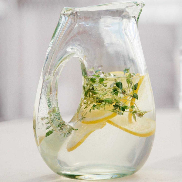 Jug with Hole <br> Clear <br> 850 ml