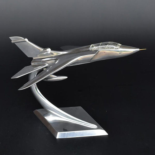 Tornado Jet Fighter <br> (L 17.5 x H 21) cm