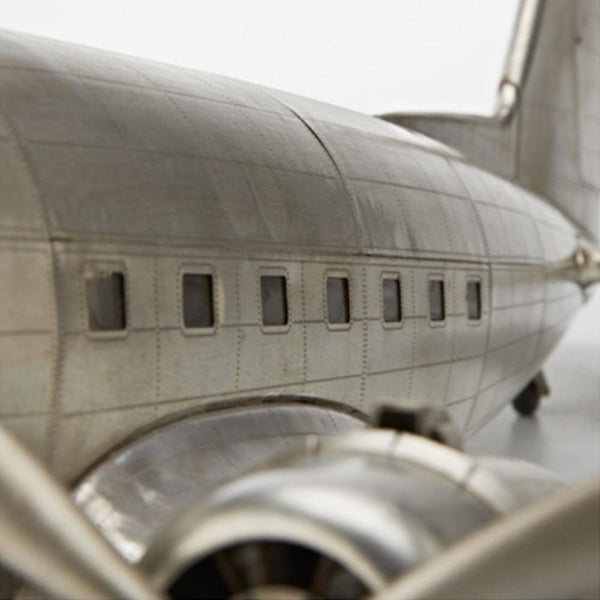 Dakota DC-3 <br> (L 98 x H 17) cm