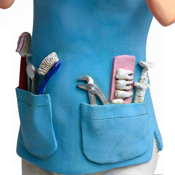 Lady Dentist <br> (L 9.5 x H 22.5) cm