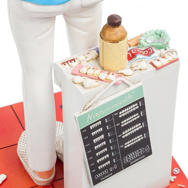 Lady Dentist <br> (L 9.5 x H 22.5) cm